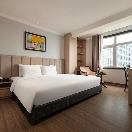Minasi Premium Hotel Hanoi Buitenkant foto