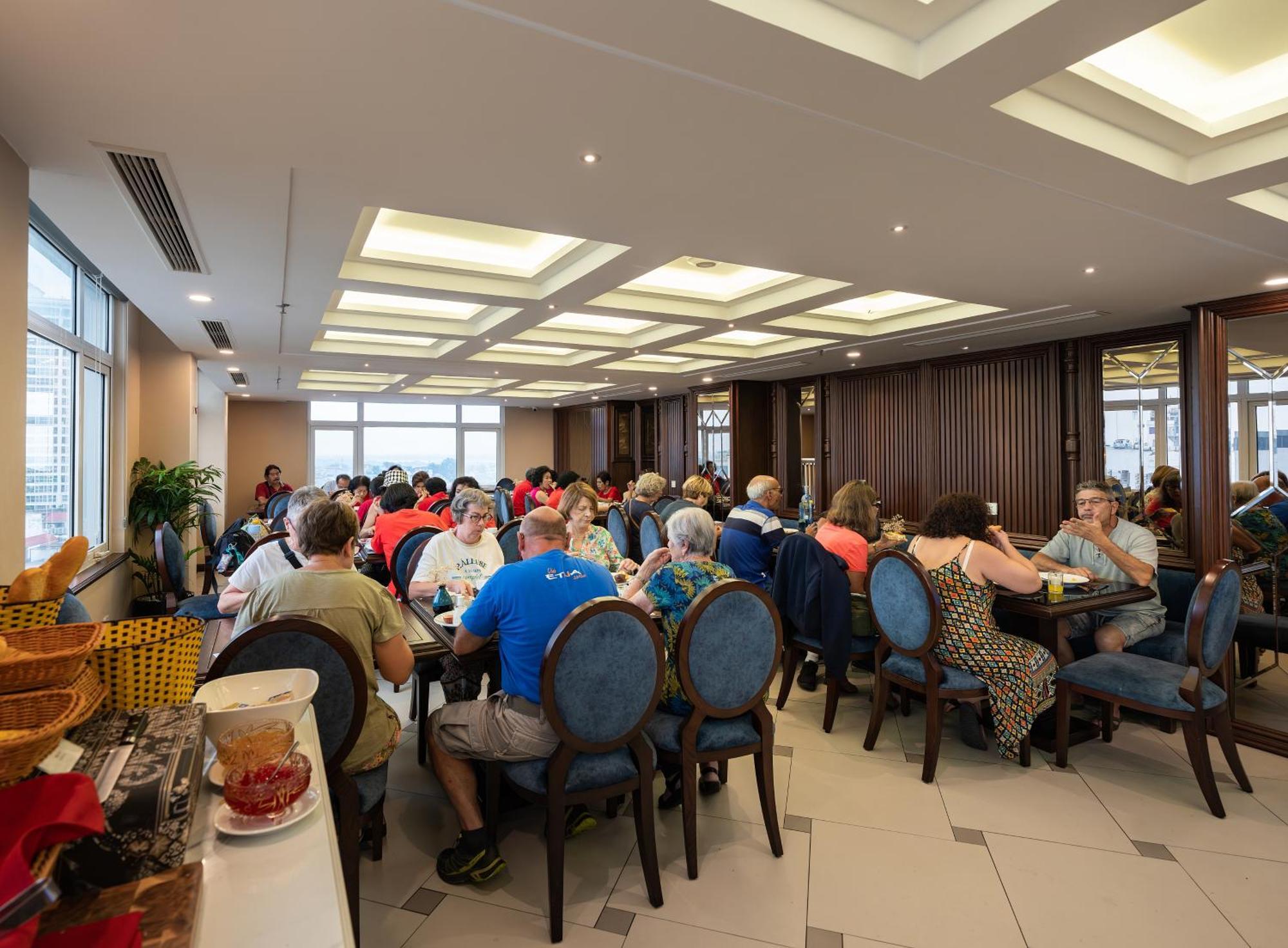 Minasi Premium Hotel Hanoi Buitenkant foto