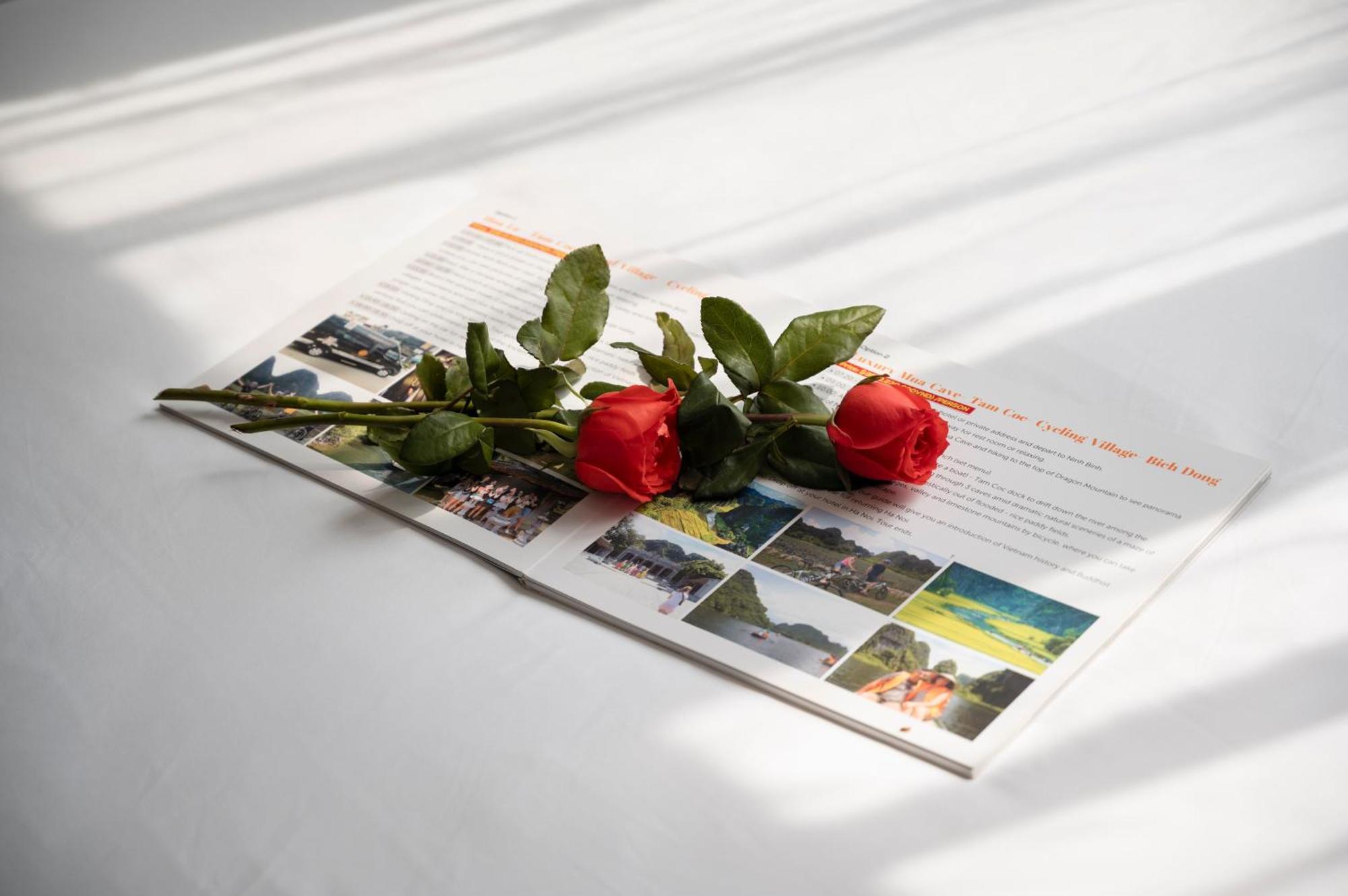 Minasi Premium Hotel Hanoi Buitenkant foto