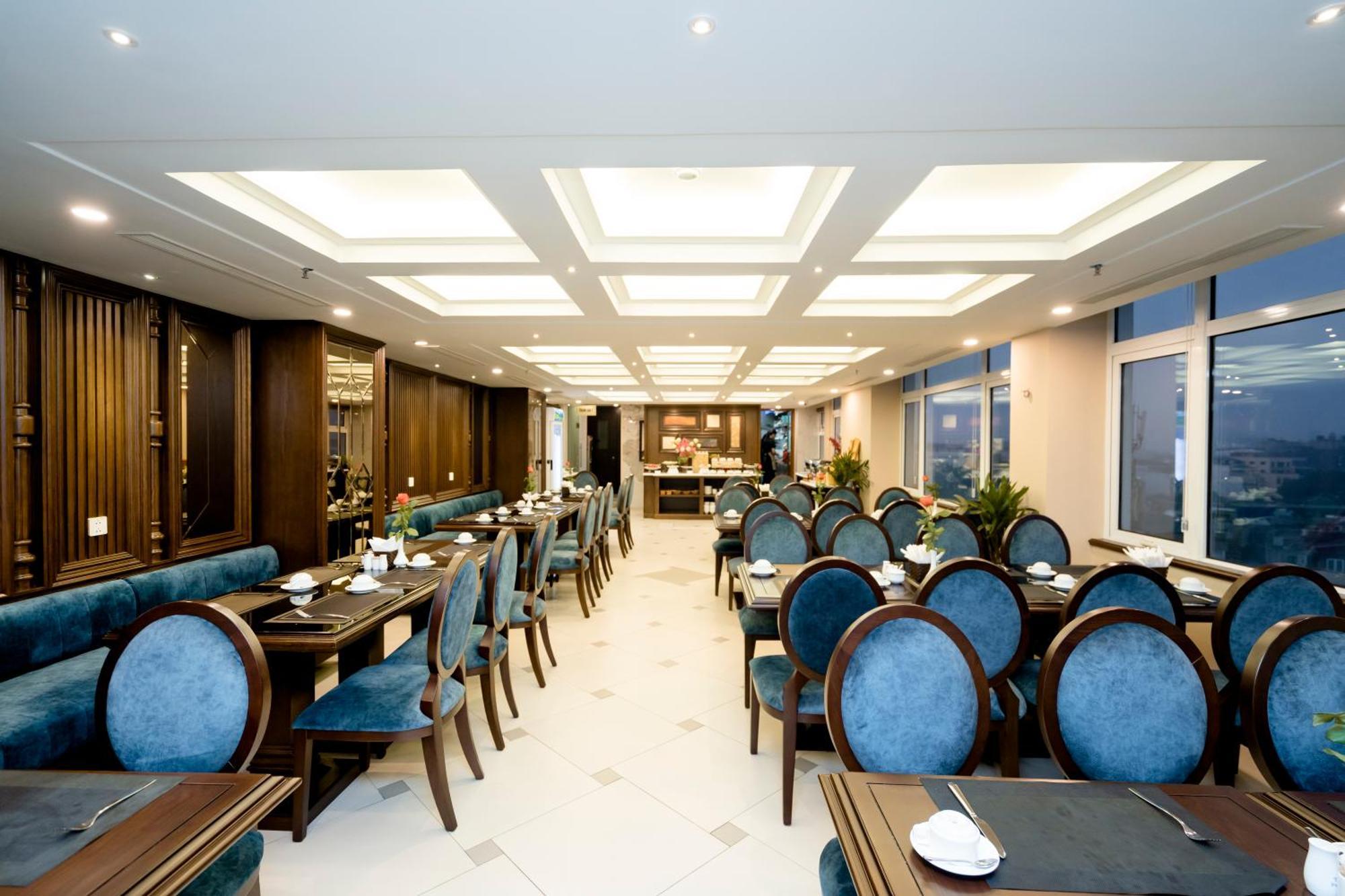Minasi Premium Hotel Hanoi Buitenkant foto