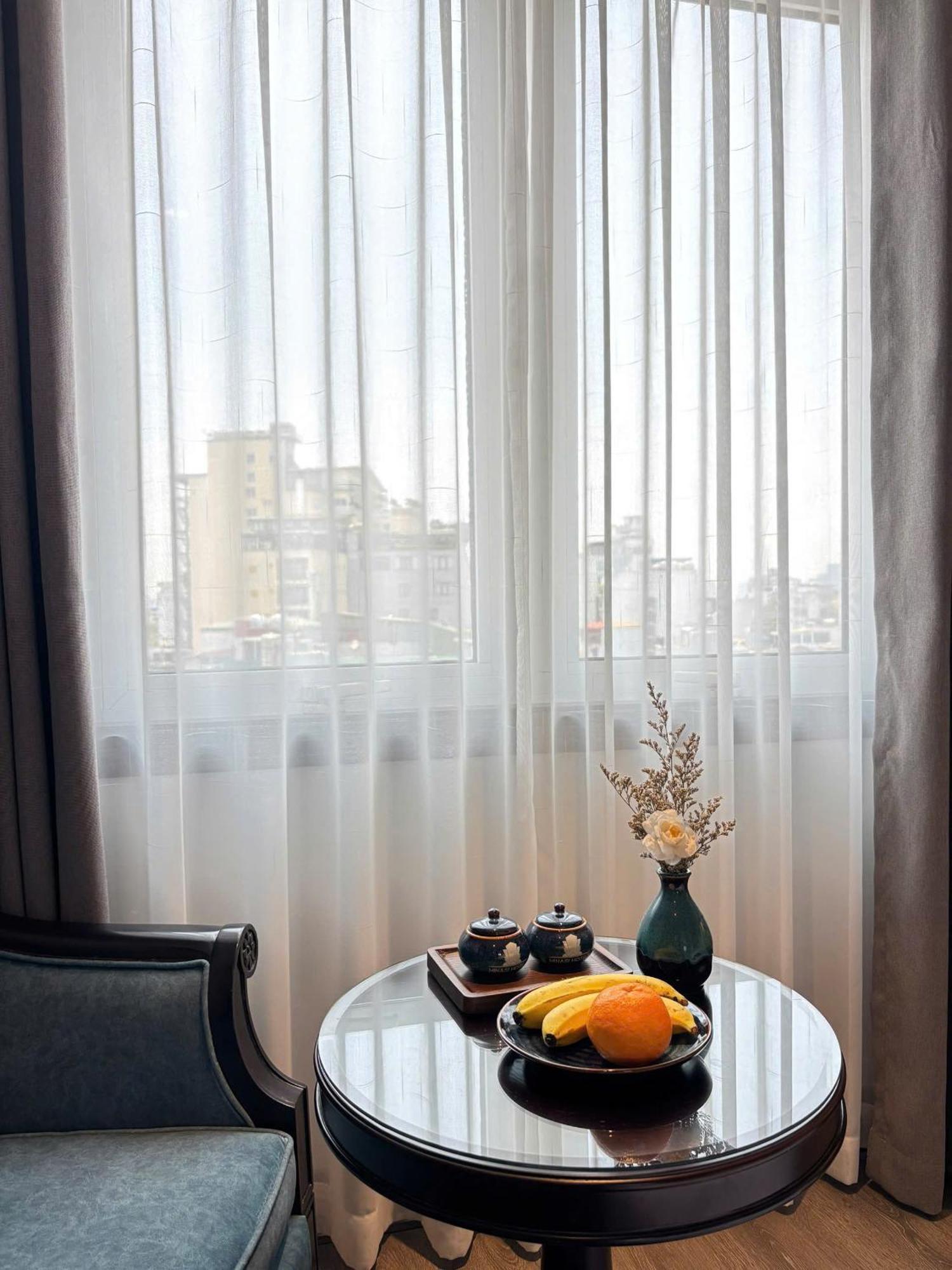 Minasi Premium Hotel Hanoi Buitenkant foto